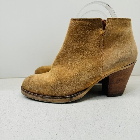 Steve Madden Resolv Suede Leather Booties Ankle Boots Camel Tan Stacked Heel 9 - Picture 11 of 15